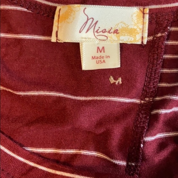 Misia burgundy top with buttons down the back made in the USA Size Medium - Picture 3 of 4
